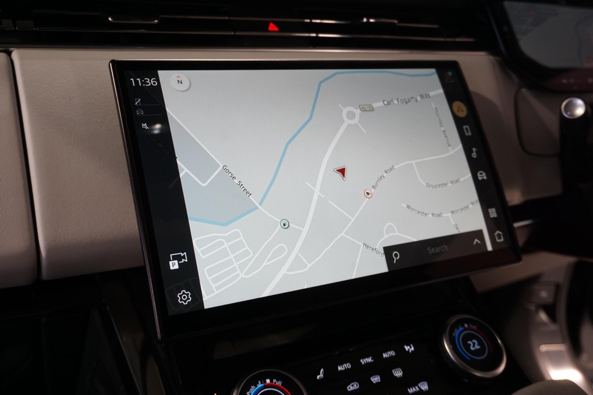 Land Rover Range Rover Sport 3.0 D300 MHEV Dynamic SE SUV 5dr Diesel Auto 4WD Euro 6 (s/s) (300 ps)